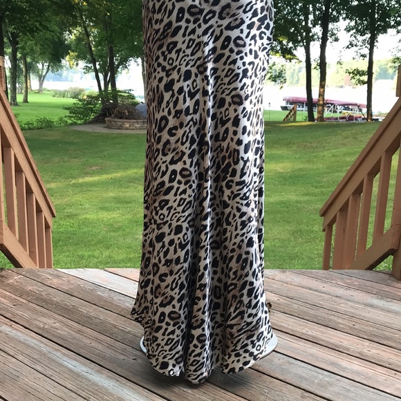 Betsy & Adam sexy animal print gown 4 - Picture 6 of 12